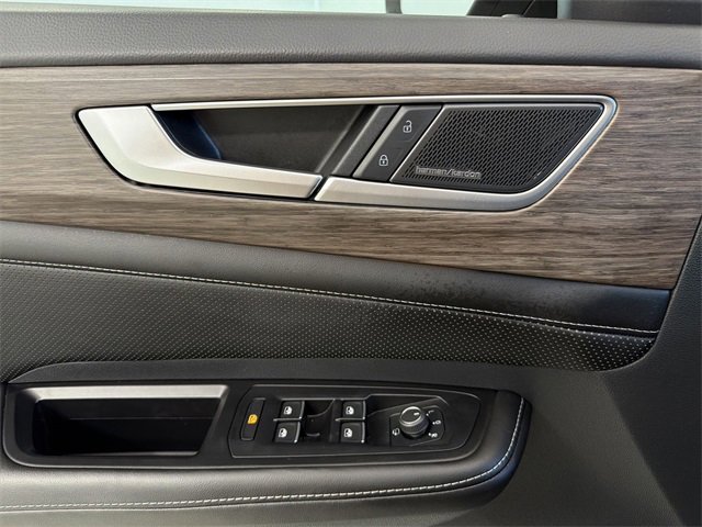 Used 2024 Volkswagen Atlas SEL Premium R-Line image 24