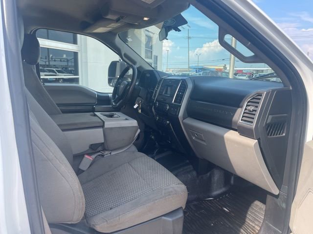 Used 2017 Ford F550 4x4 Crew Cab Super Duty image 17