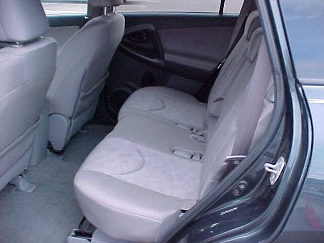 Used 2009 Toyota RAV4 4WD w/ Base L4 Extra Value Pkg image 15