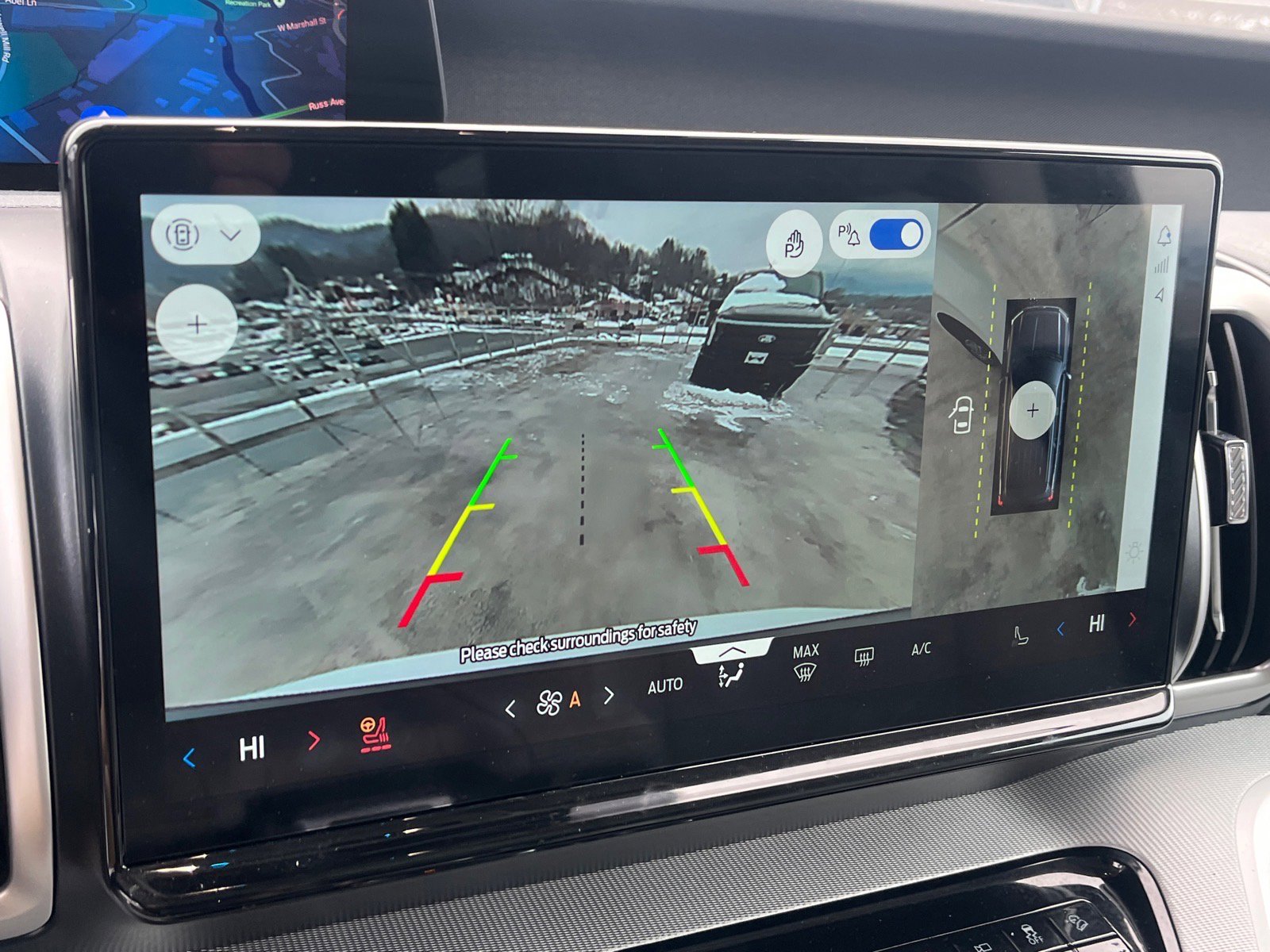 Certified 2025 Ford Expedition Active AWD/4WD image 10