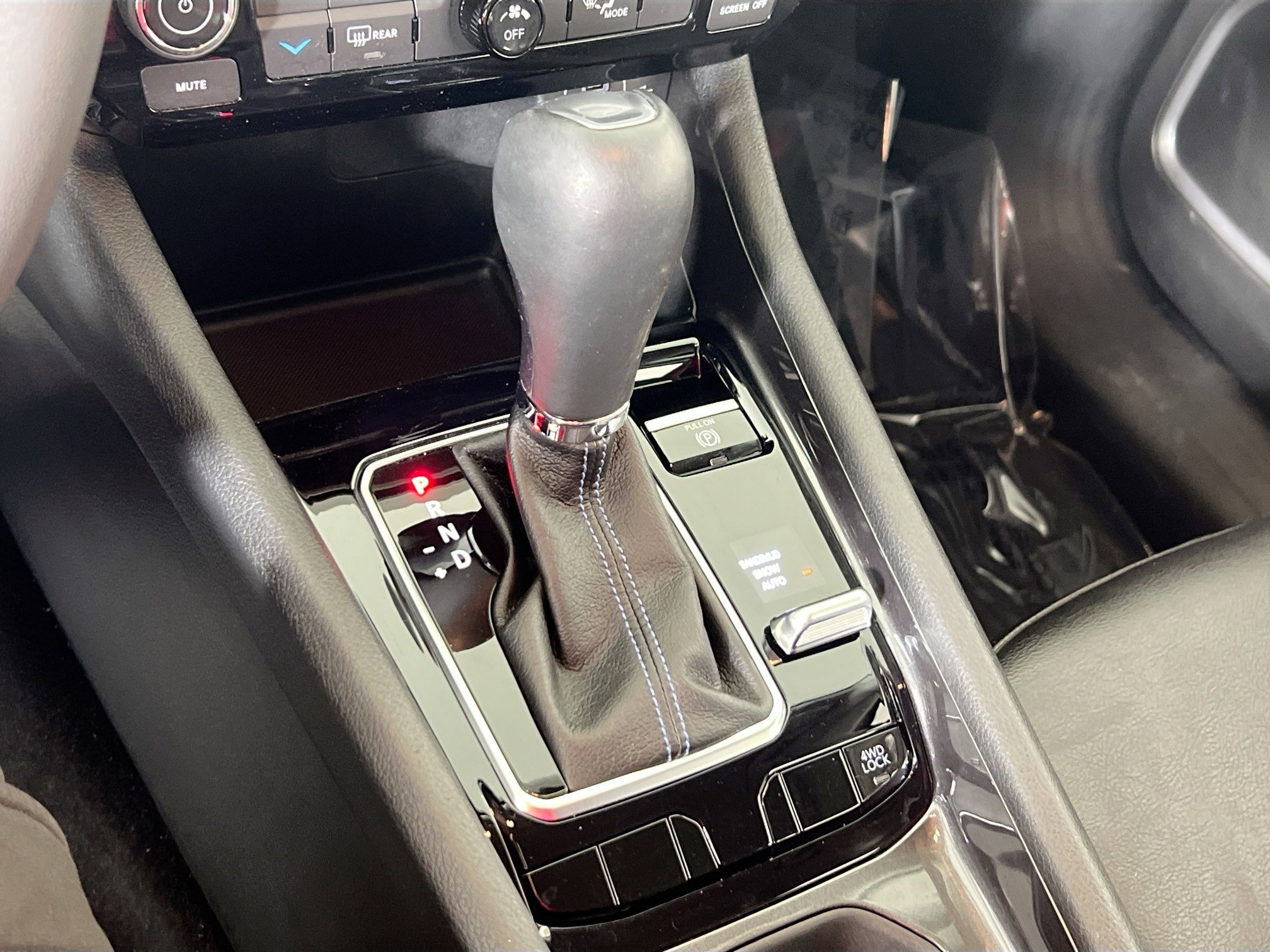 Used 2022 Jeep Compass Latitude image 16