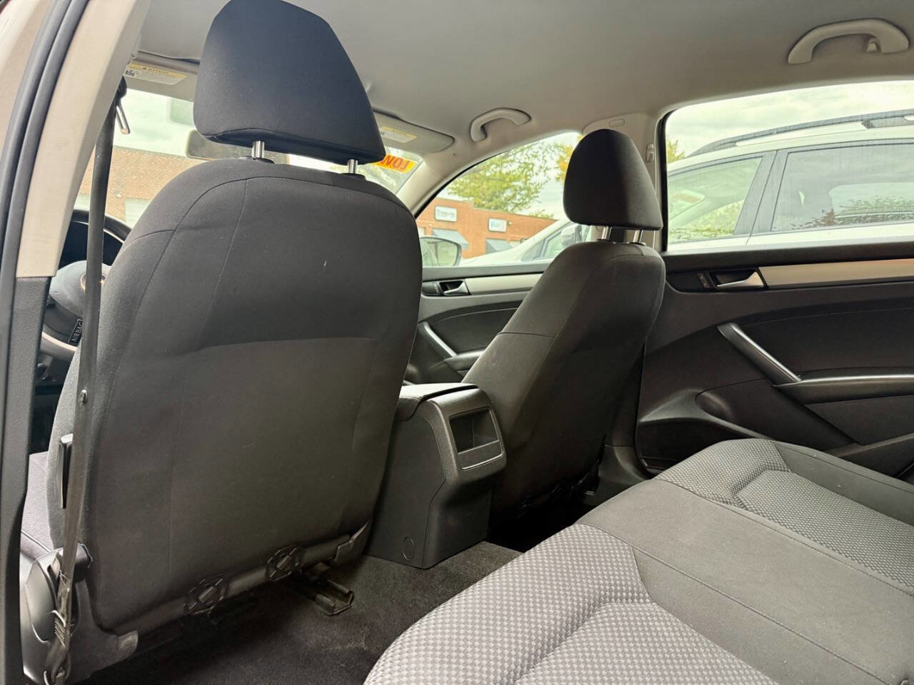 Used 2014 Volkswagen Passat 1.8T S image 11