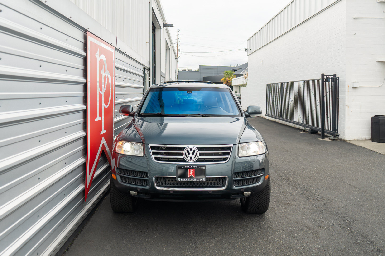 Used 2006 Volkswagen Touareg V10 TDI AWD/4WD image 34