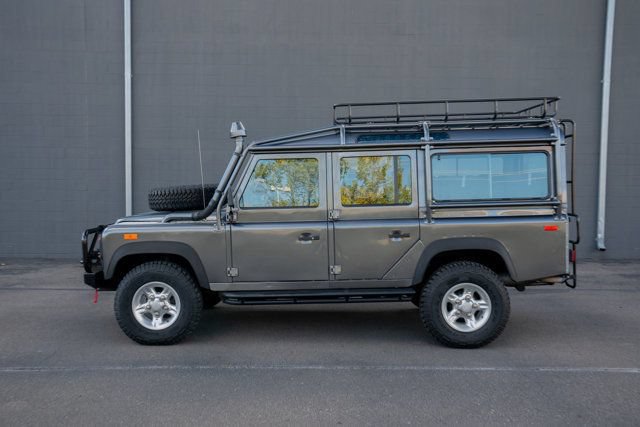 Used 1993 Land Rover Defender 110 AWD/4WD image 6