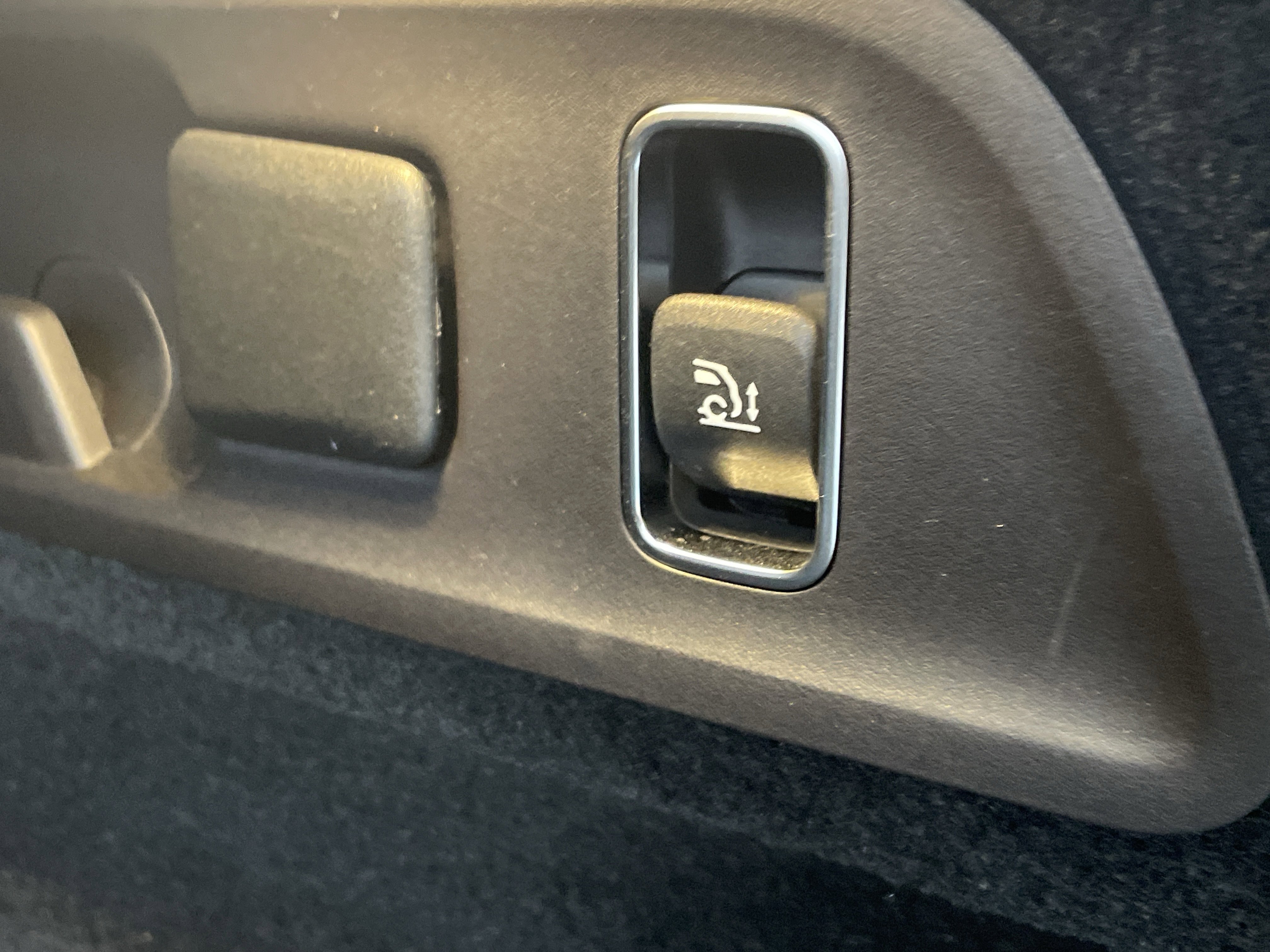 Certified 2024 Mercedes-Benz GLE 53 AMG 4MATIC Coupe image 11