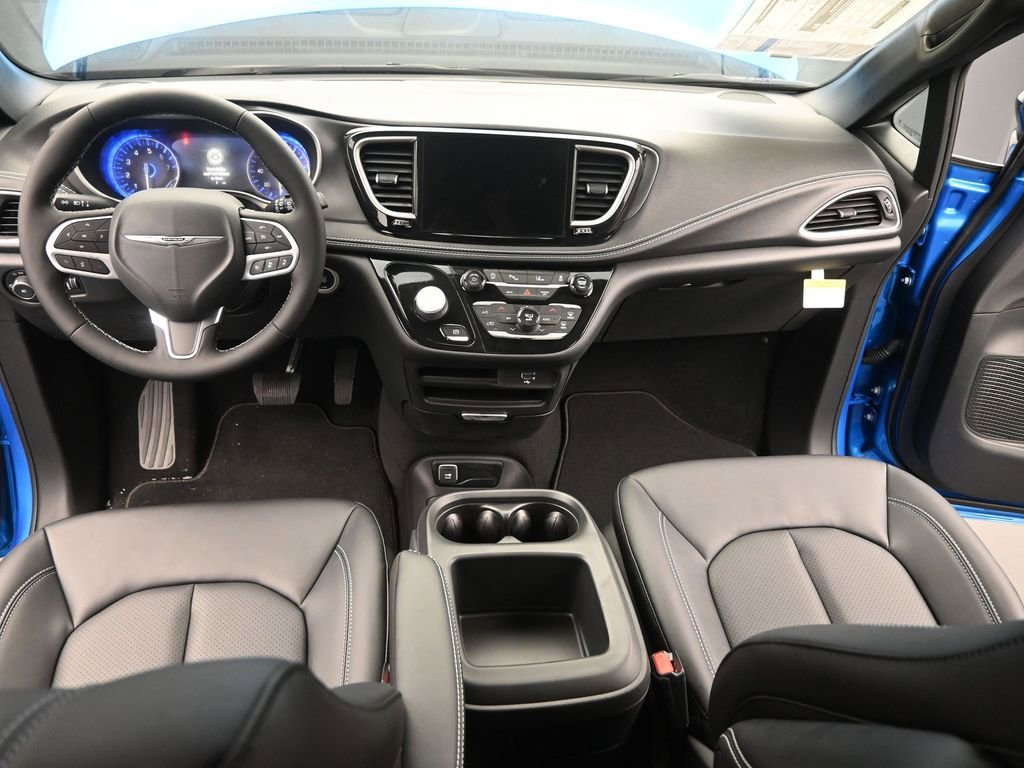 New 2026 Chrysler Pacifica Select image 23