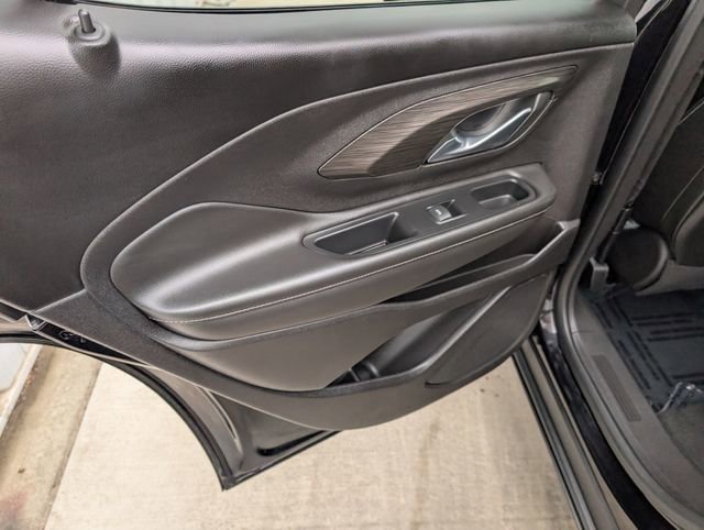 Used 2024 GMC Terrain SLT image 19