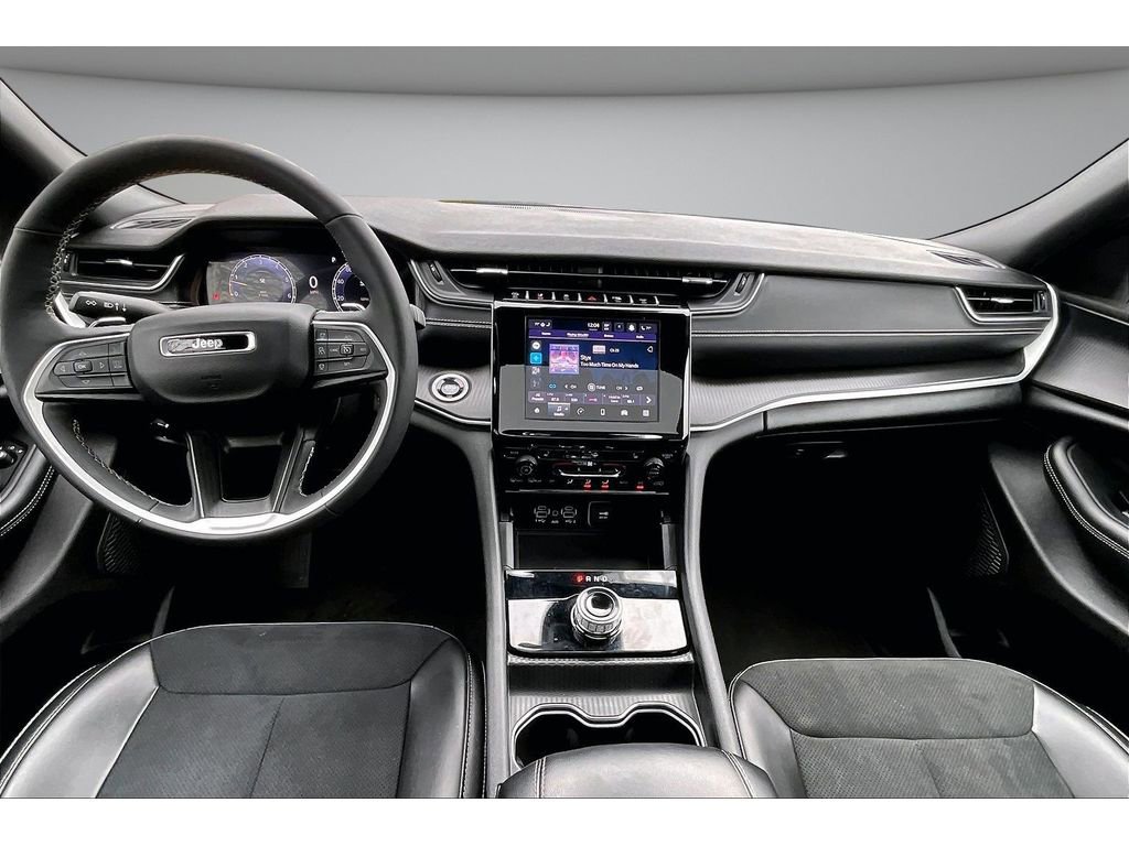 Certified 2025 Jeep Grand Cherokee L Altitude image 17