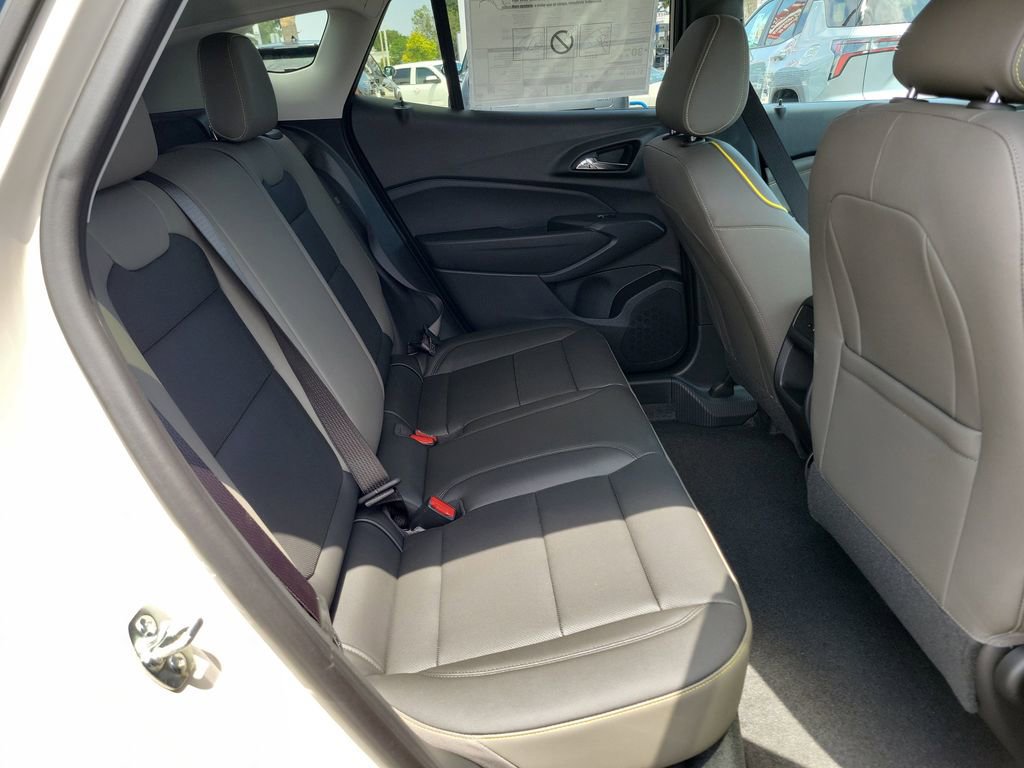 New 2026 Chevrolet Trax ACTIV w/ Driver Confidence Package FWD image 18