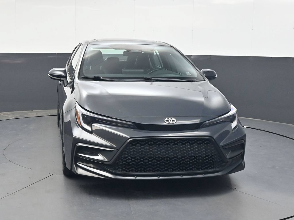 Used 2023 Toyota Corolla XSE FWD image 9