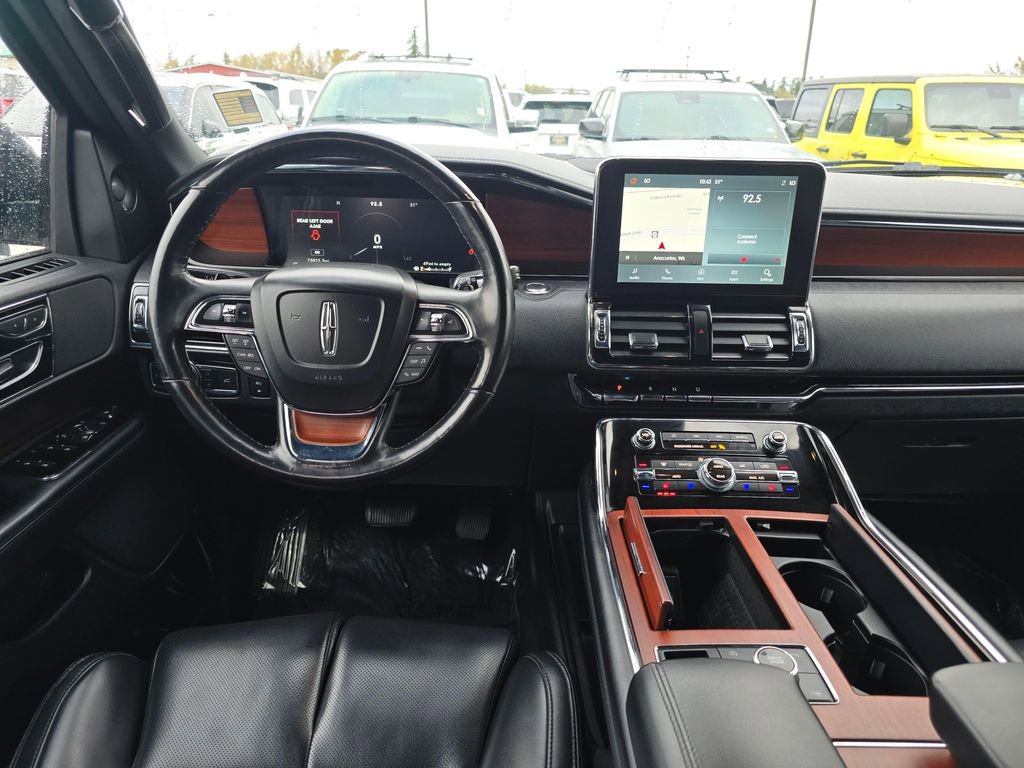 Used 2021 Lincoln Navigator 4WD image 15