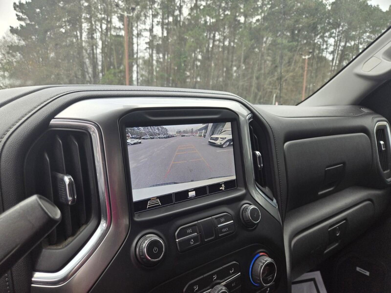 Used 2020 Chevrolet Silverado 1500 LT Trail Boss image 15