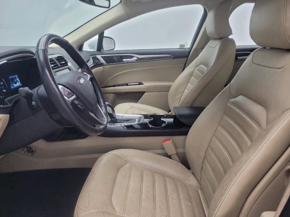 Used 2016 Ford Fusion Energi SE FWD image 17