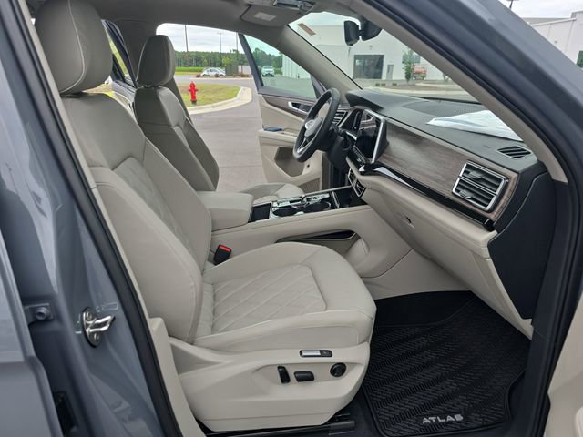 New 2026 Volkswagen Atlas SEL Premium R-Line AWD/4WD image 18
