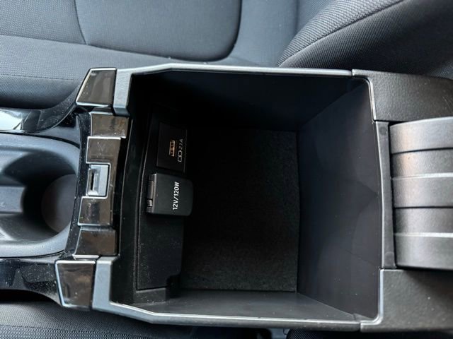 Used 2021 Toyota Corolla LE w/ Carpet Mat Package (TMS) image 19