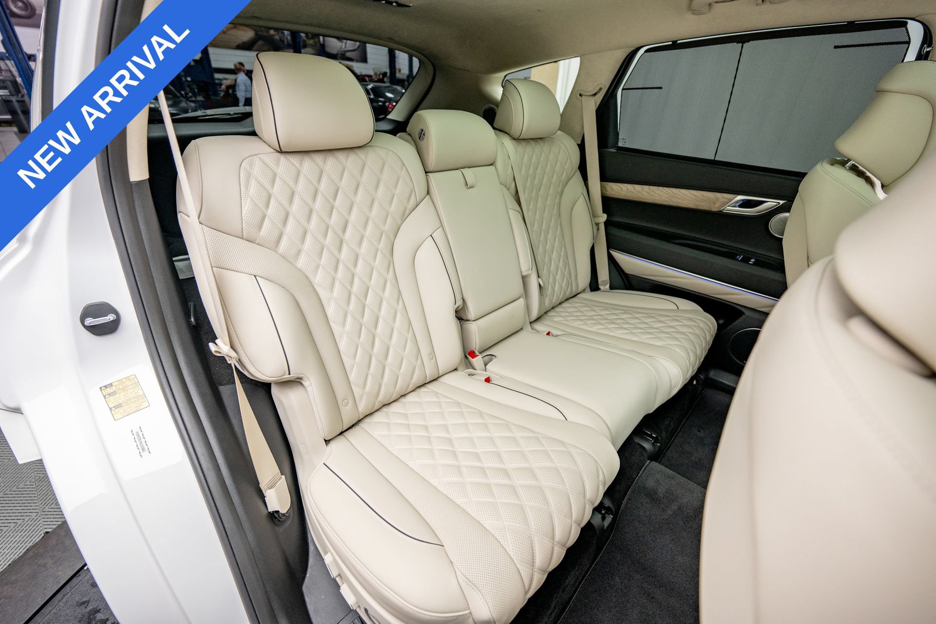 Used 2024 Genesis GV80 3.5T w/ Prestige Package AWD/4WD image 17