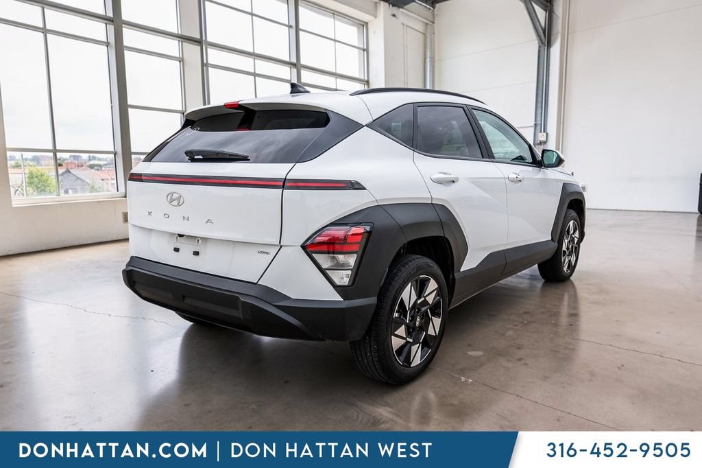 Used 2025 Hyundai Kona SEL AWD/4WD image 27
