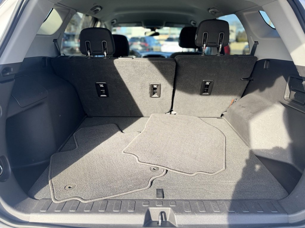 Used 2019 GMC Terrain SLE w/ Driver Convenience Package image 5