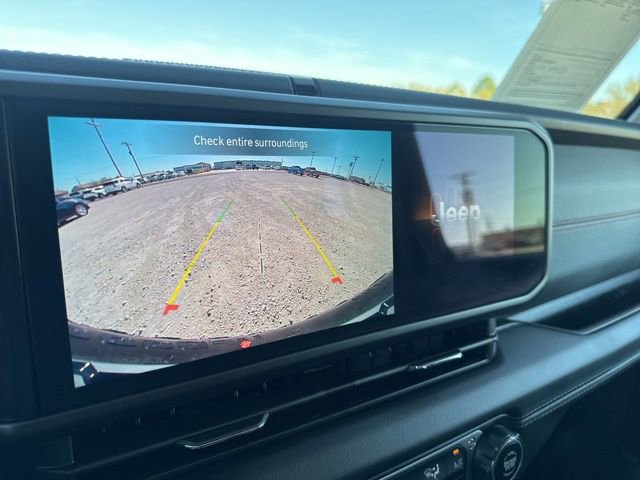 Used 2024 Jeep Wrangler Rubicon image 15