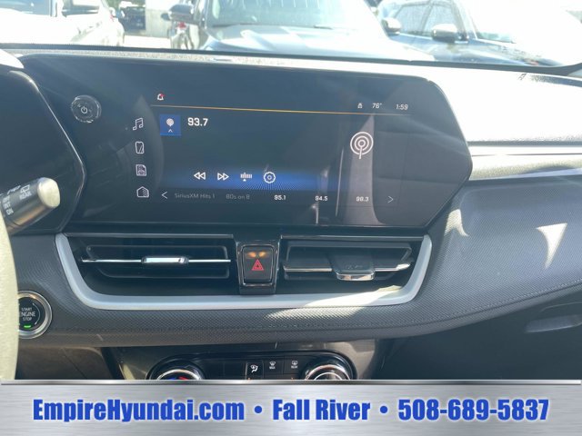 Used 2025 Chevrolet TrailBlazer LT AWD/4WD image 21