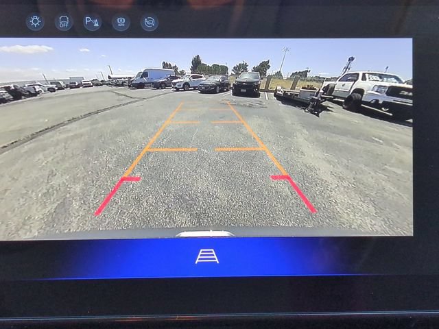 New 2027 Chevrolet Bolt LT w/ Comfort Package FWD image 15