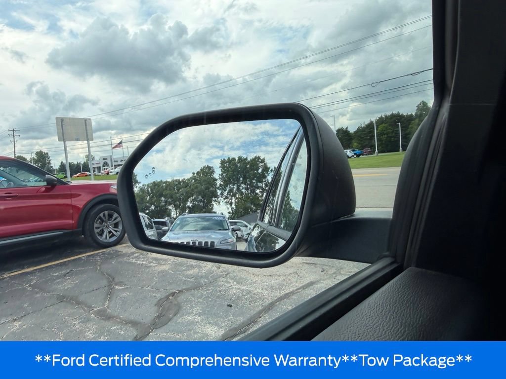 Used 2020 Ford Explorer XLT w/ Equipment Group 202A AWD/4WD image 31