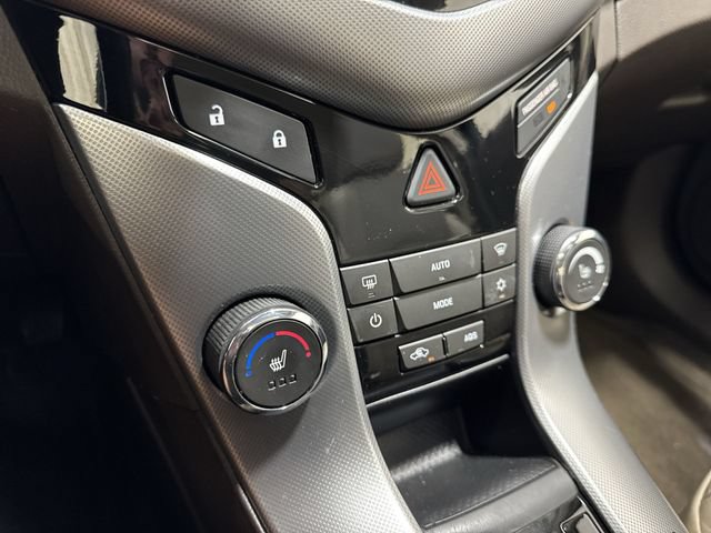 Used 2013 Chevrolet Cruze LTZ FWD image 21