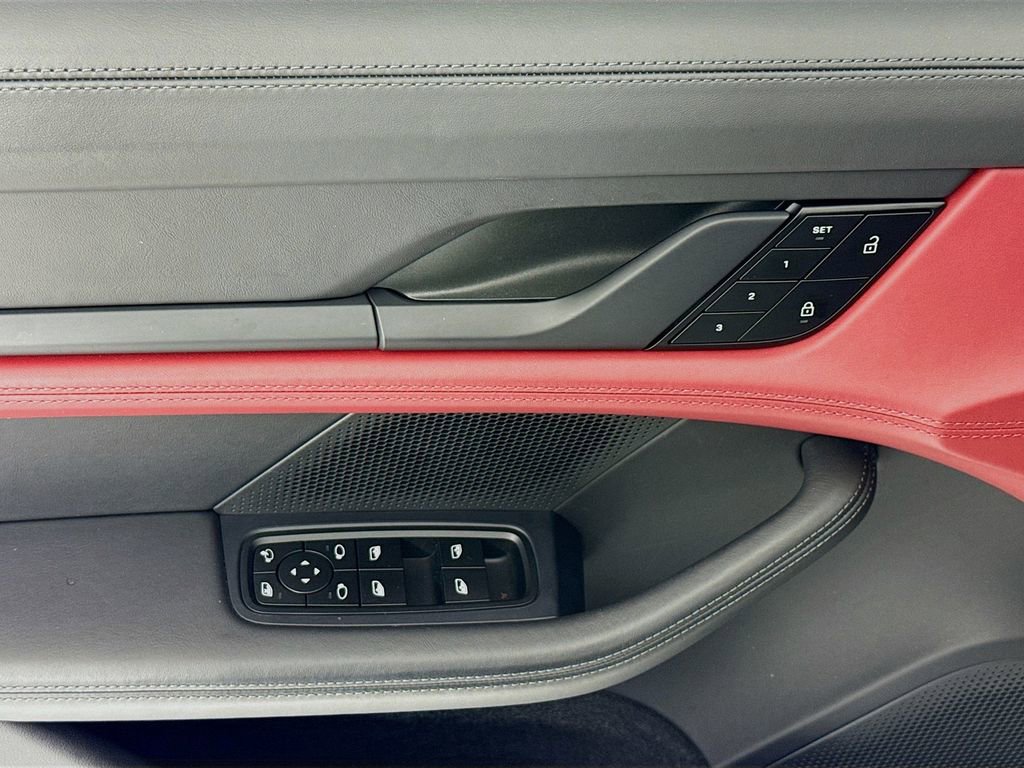 Certified 2024 Porsche Taycan 4S image 11
