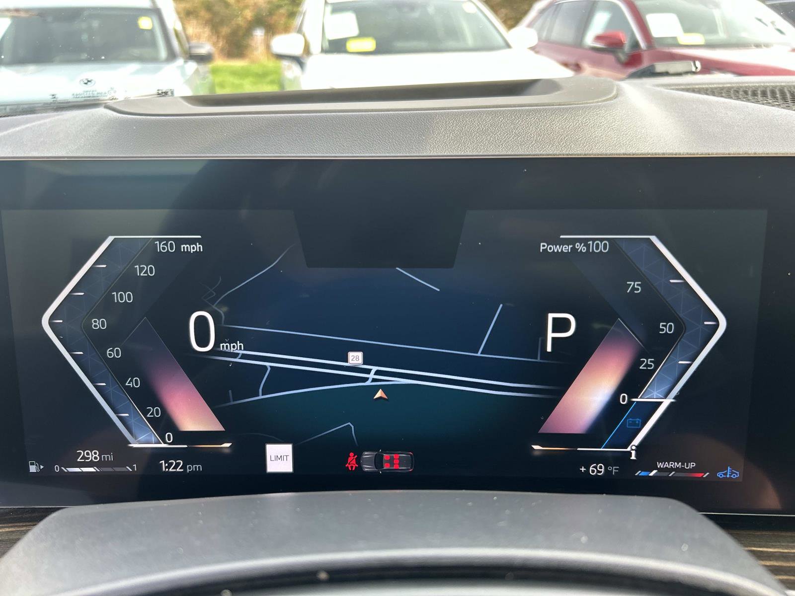 Used 2024 BMW X7 xDrive40i w/ Premium Package image 28