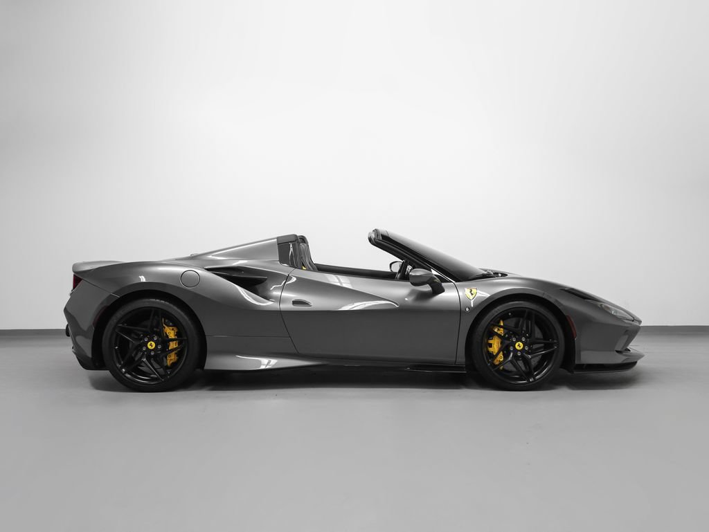 Certified 2022 Ferrari F8 Tributo RWD image 11