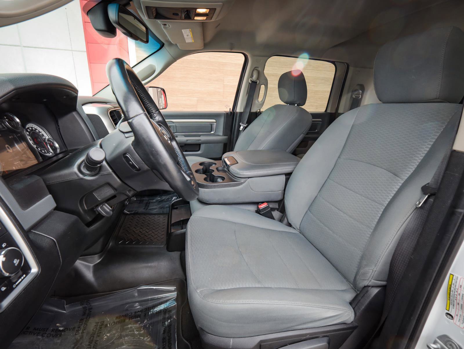 Used 2017 RAM 2500 SLT w/ Luxury Group AWD/4WD image 13