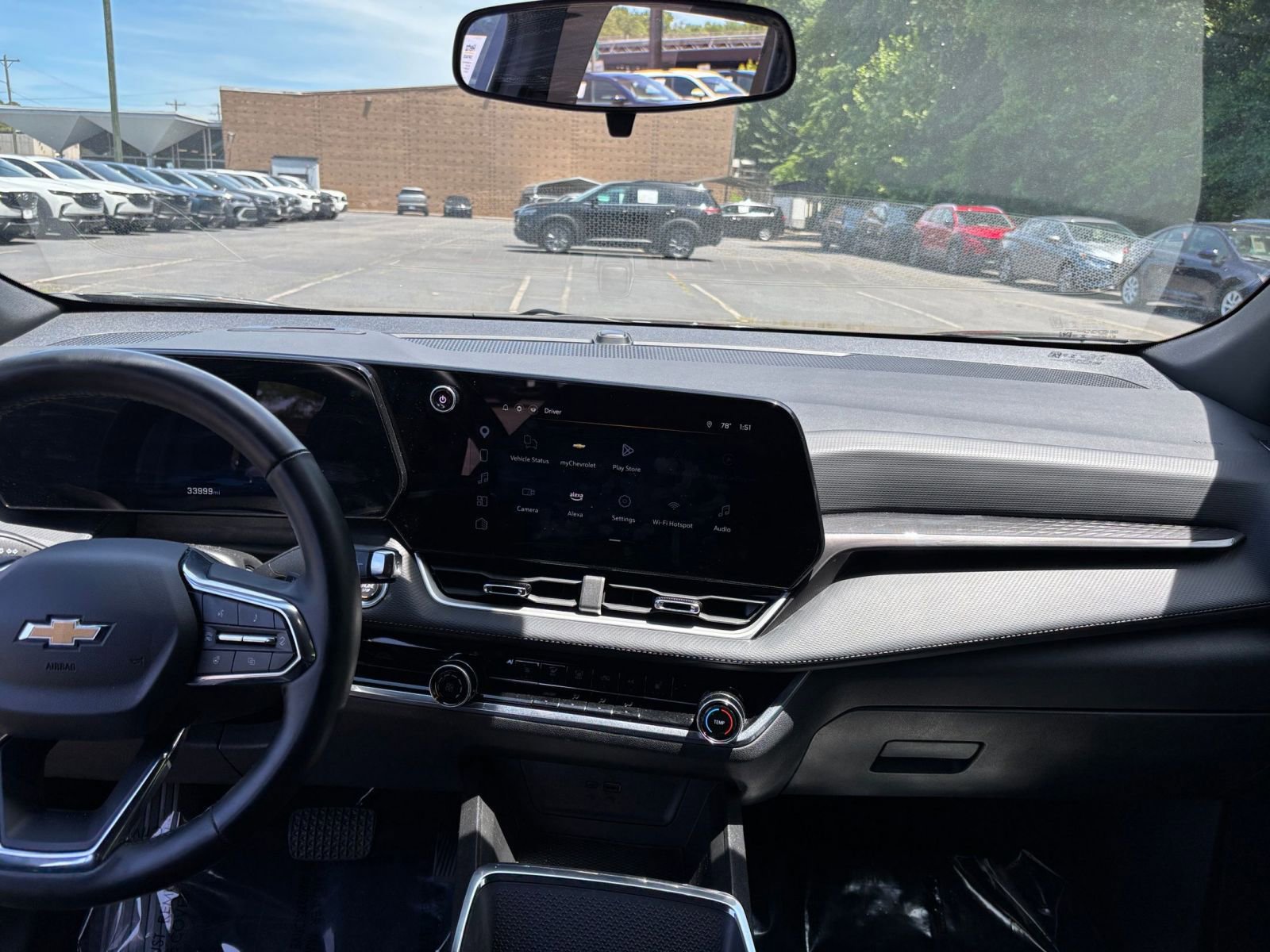 Used 2025 Chevrolet Equinox LT FWD image 33