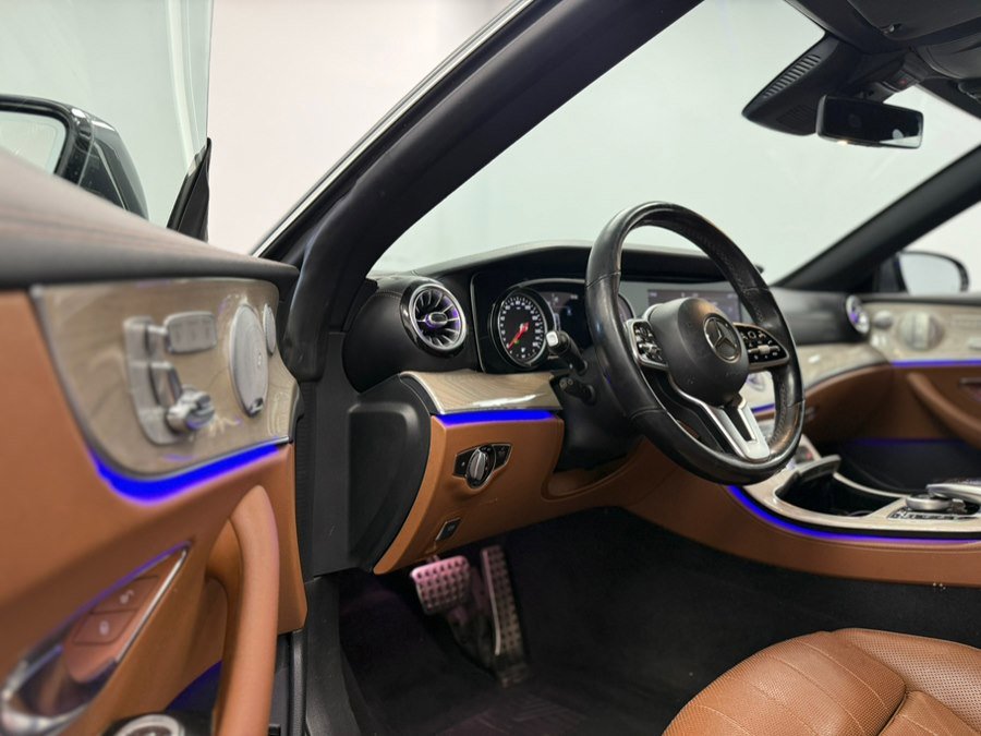 Used 2019 Mercedes-Benz E 450 4MATIC Cabriolet image 52