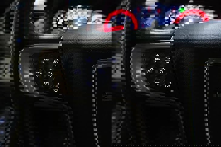 Used 2016 GMC Yukon Denali w/ Open Road Package image 39