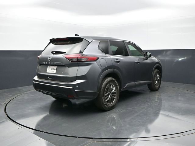 Used 2025 Nissan Rogue S FWD image 8