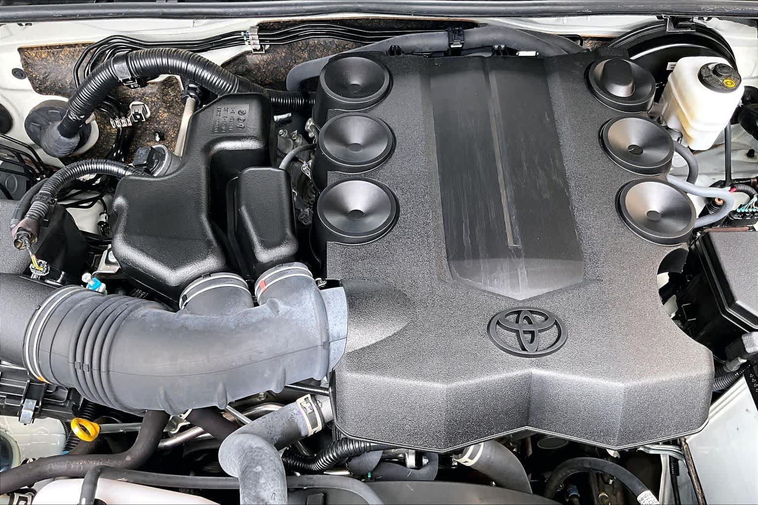 Certified 2024 Toyota 4Runner SR5 RWD image 33