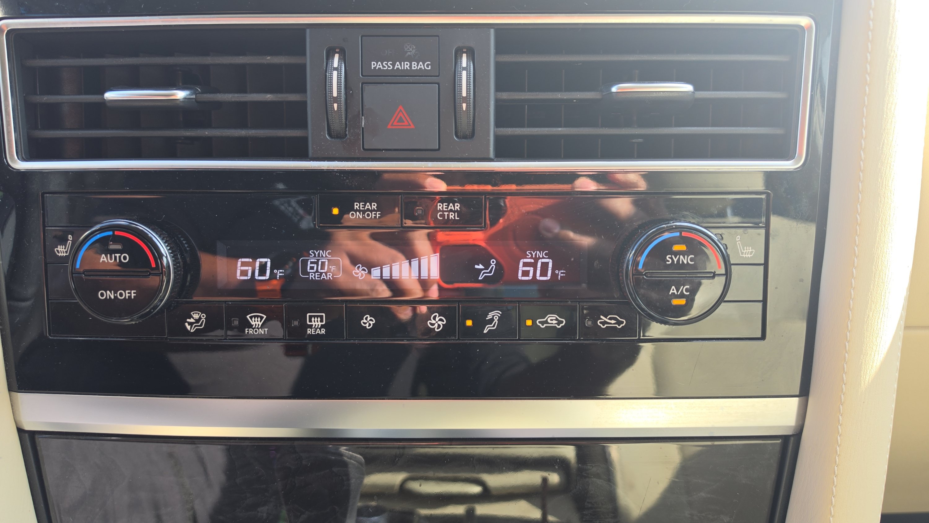 Used 2022 INFINITI QX80 Luxe w/ All-Season Package RWD image 18