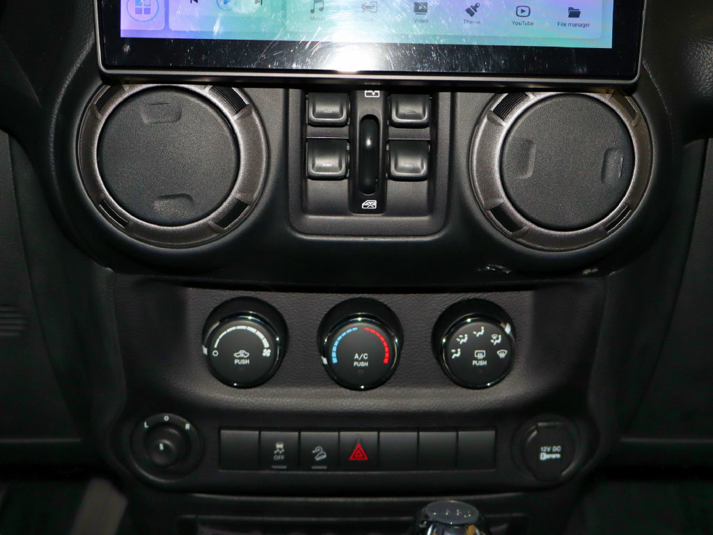 Used 2015 Jeep Wrangler Unlimited Sport w/ Quick Order Package 24S AWD/4WD image 40