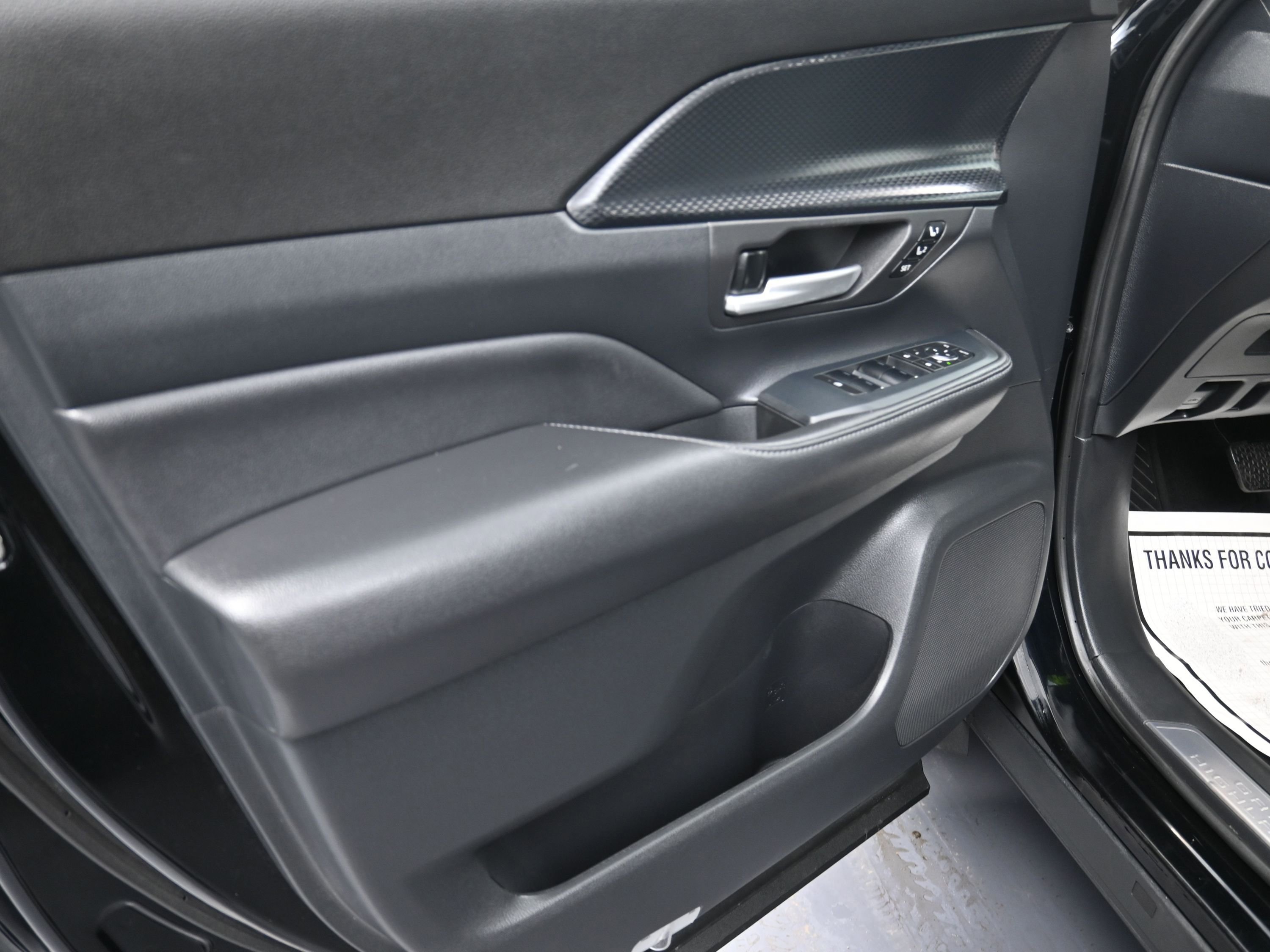 Used 2024 Toyota Grand Highlander MAX Platinum image 16