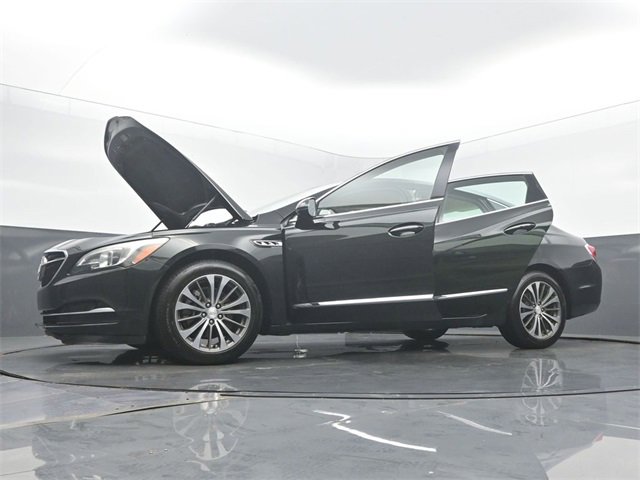 Used 2017 Buick LaCrosse Preferred image 30