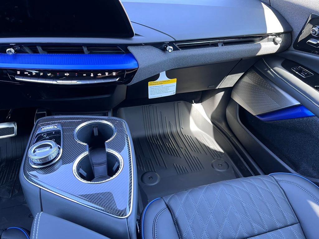 New 2026 Cadillac Optiq V AWD/4WD image 28