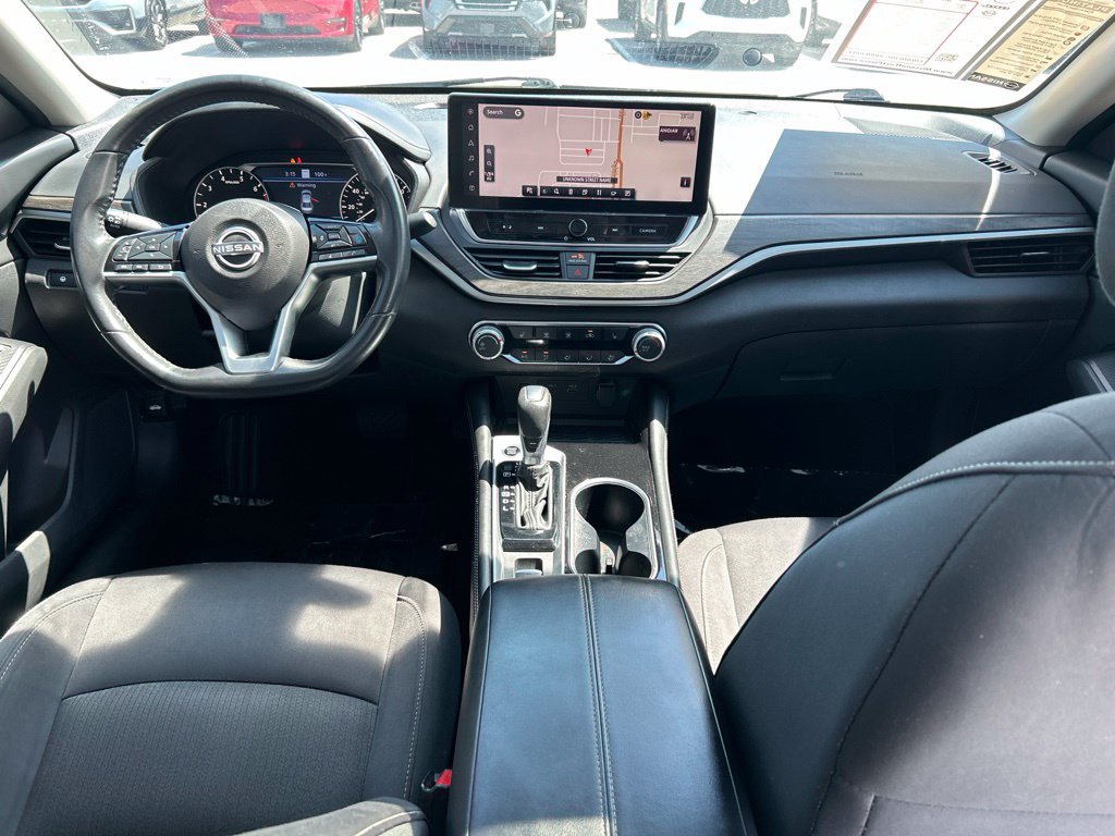 Certified 2024 Nissan Altima 2.5 SV w/ SV Premium Package FWD image 11
