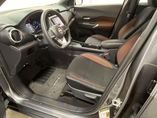Used 2024 Nissan Kicks SR image 12
