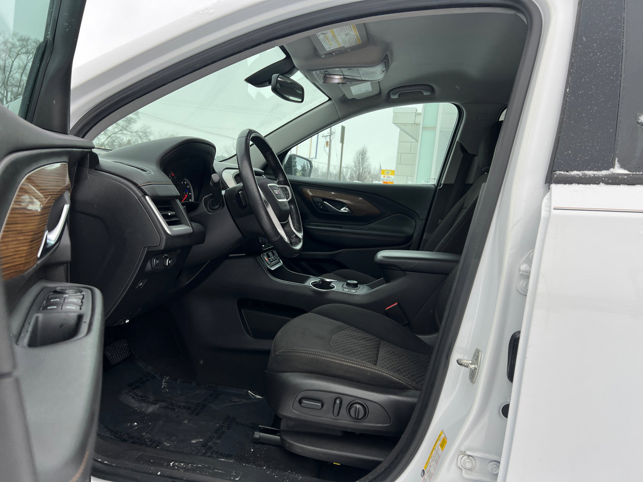 Used 2018 GMC Terrain SLE w/ Driver Convenience Package image 15