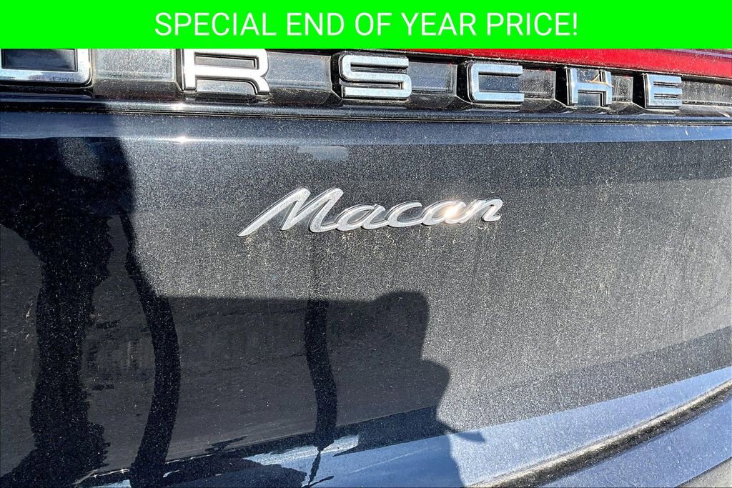 Used 2023 Porsche Macan Turbo image 24