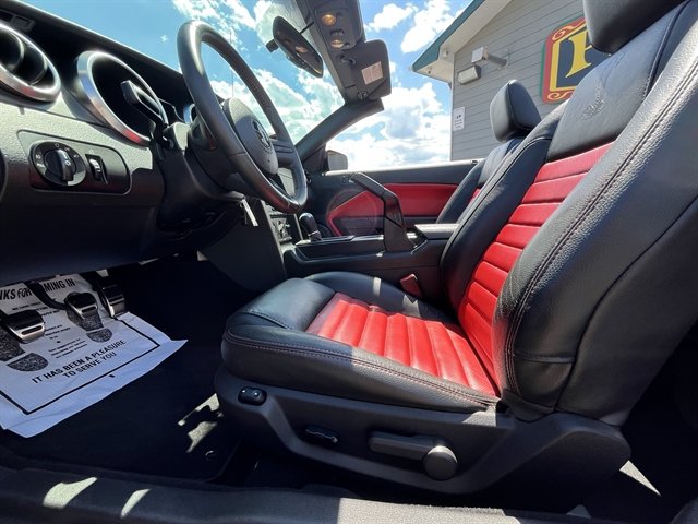 Used 2008 Ford Mustang Shelby GT500 RWD image 17