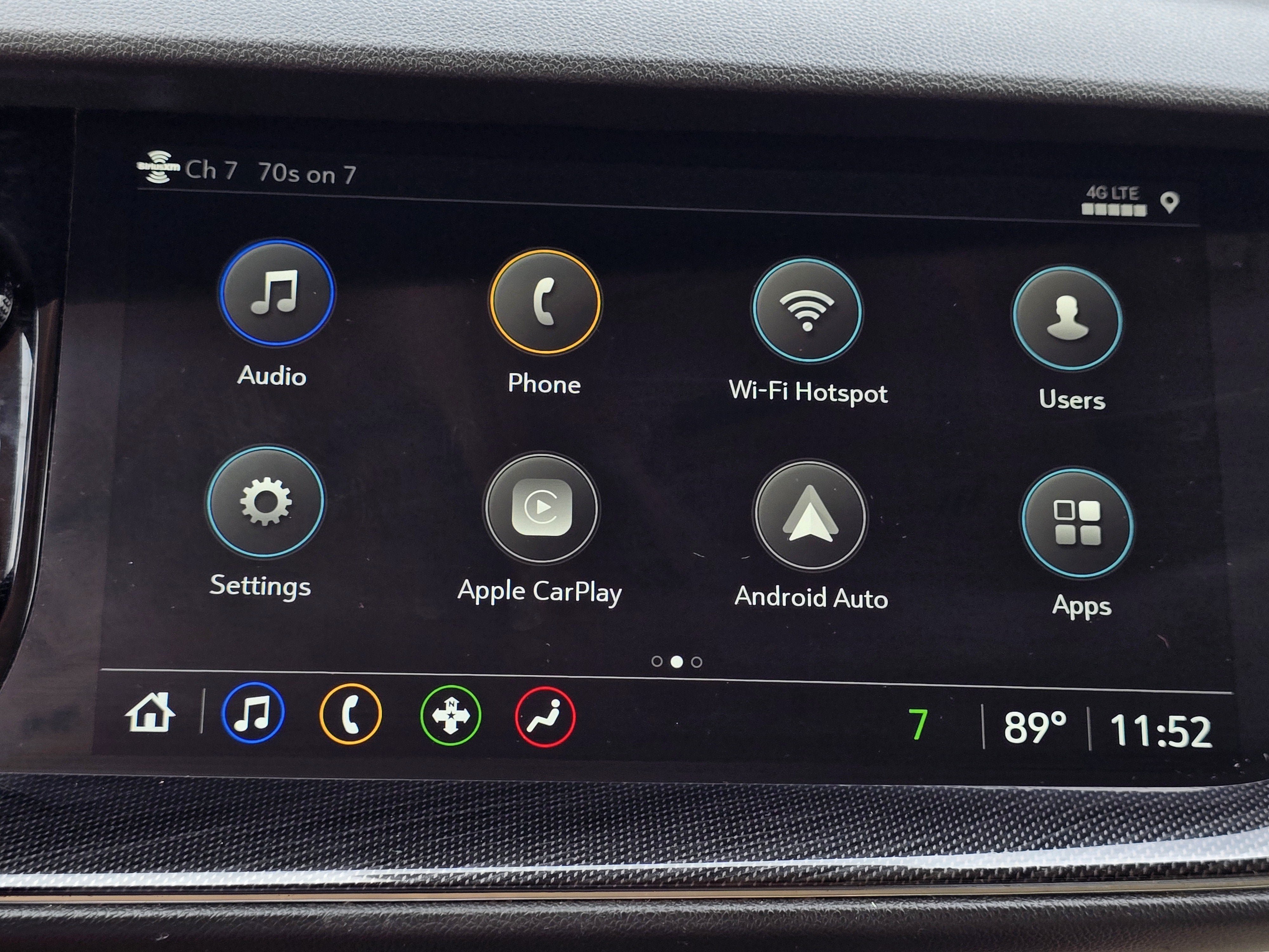 Used 2023 Buick Envision Essence w/ Premium Seat Package FWD image 19