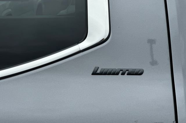 Used 2023 Toyota Tundra Limited AWD/4WD image 29