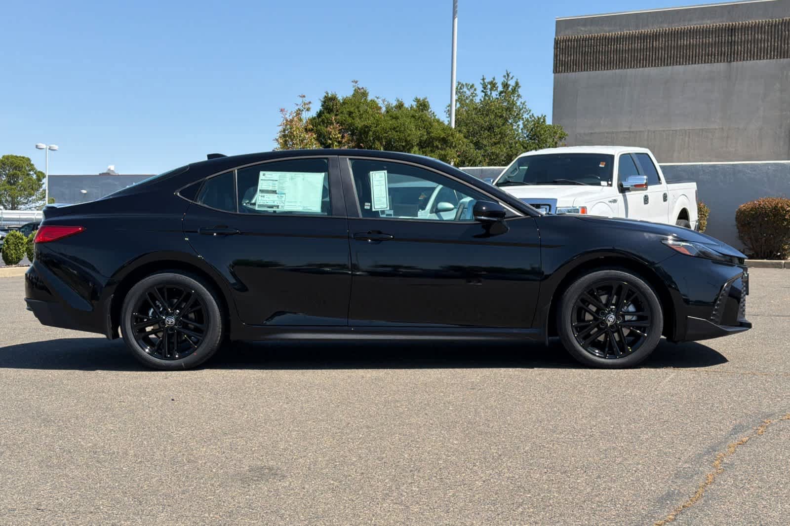 New 2026 Toyota Camry SE AWD/4WD image 8