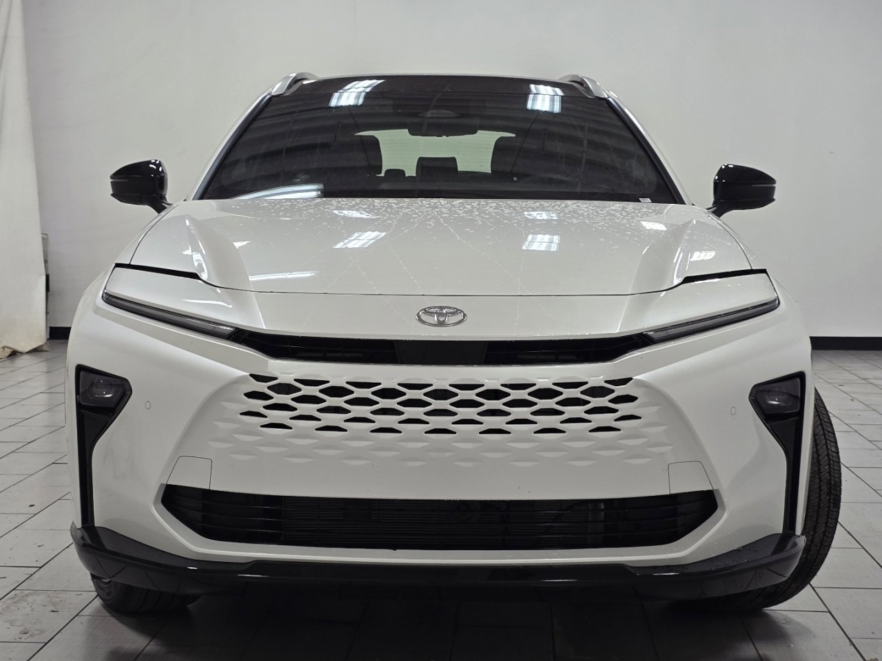 New 2025 Toyota Crown Signia image 13